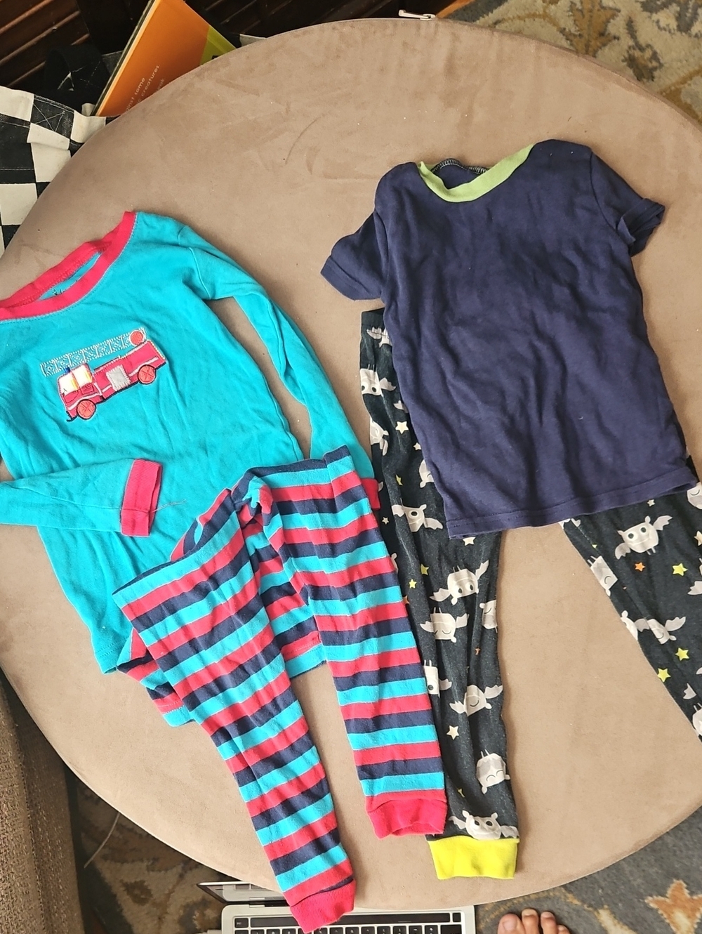 2 Pair Lot Of 4t Pajamas Open Foot Cotton Slim Fit